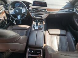 
										2020 BMW 7 series full									