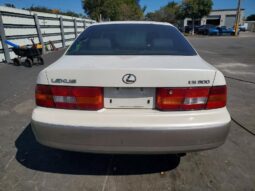 
										1998 Lexus Es 300 full									