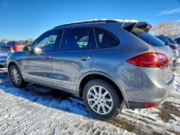 
										2012 Porsche Cayenne full									