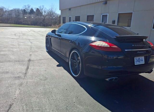 
								2010 Porsche Panamera full									