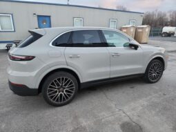 
										2021 Porsche Cayenne full									