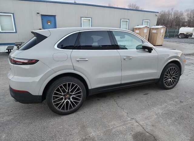 
								2021 Porsche Cayenne full									