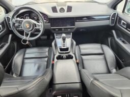 
										2021 Porsche Cayenne full									