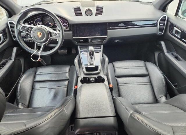 
								2021 Porsche Cayenne full									