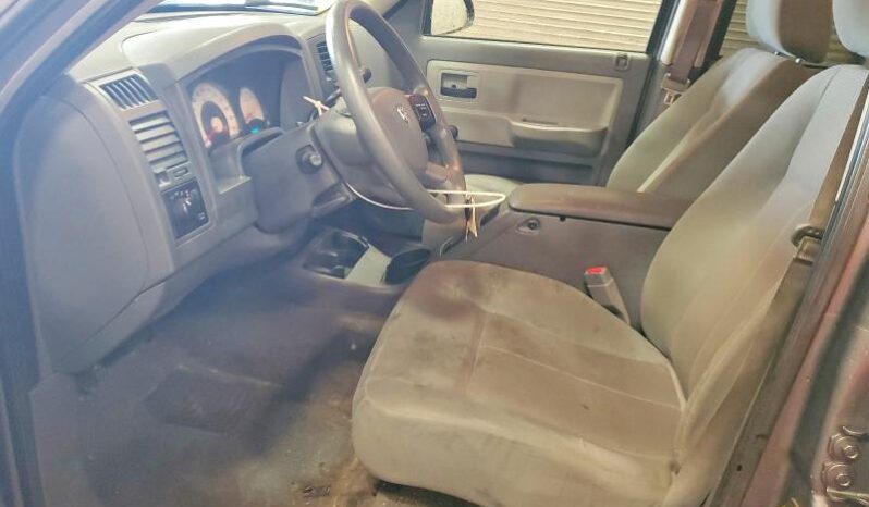 
								2005 Dodge Dakota full									
