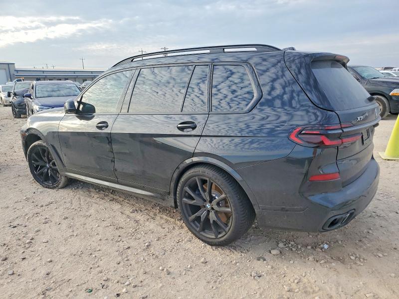 2026 BMW X7