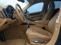 
										2013 Porsche Panamera full									