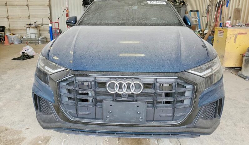 
								2022 Audi Q8 full									