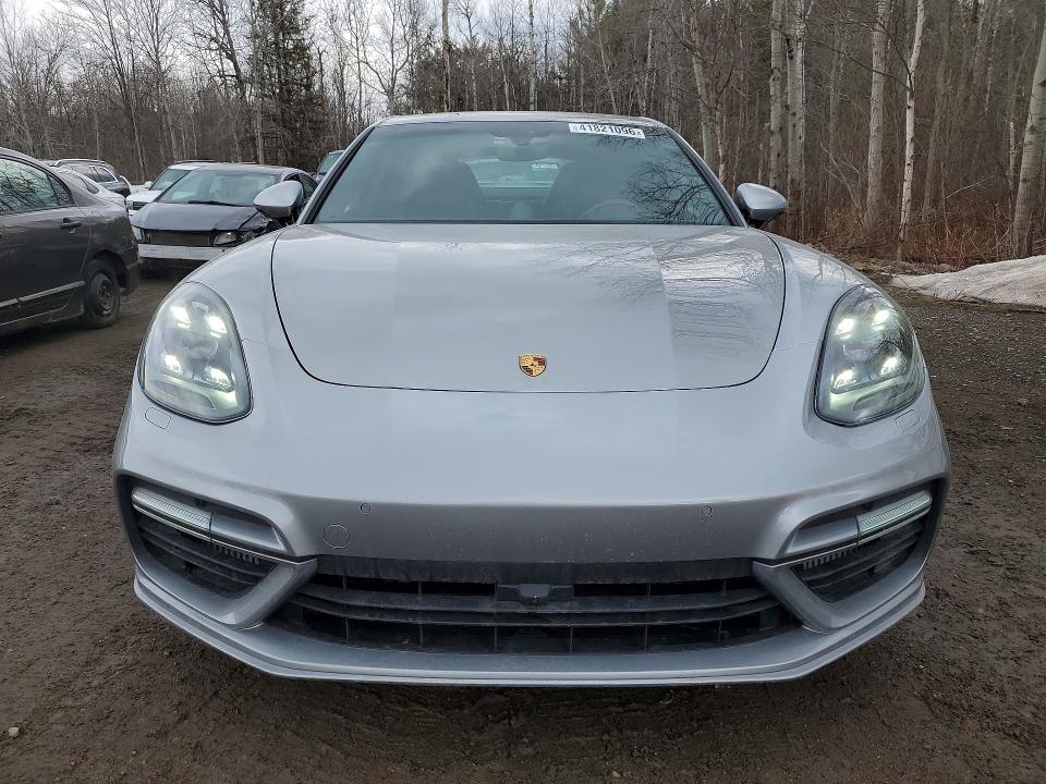 2019 Porsche Panamera