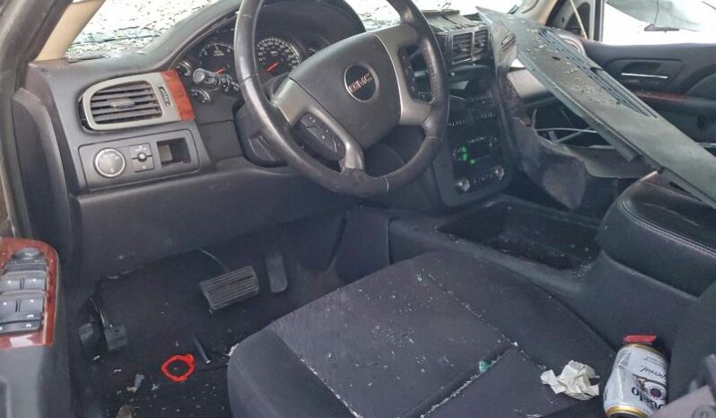 
								2012 Gmc Yukon full									