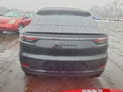 
										2023 Porsche Cayenne full									
