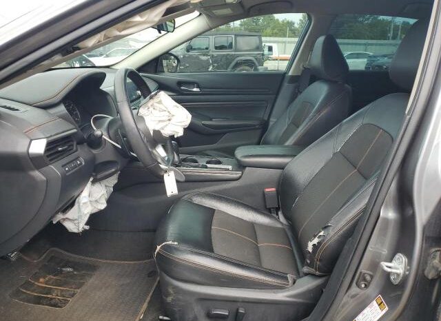 
								2020 Nissan Altima sr full									