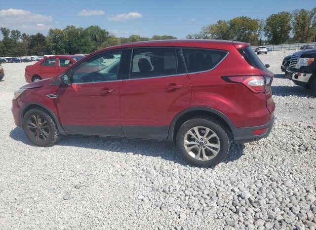 
								2017 Ford Escape se full									