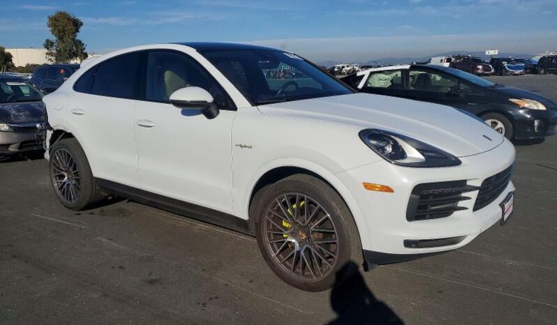 
								2022 Porsche Cayenne full									
