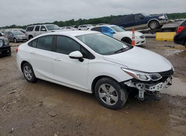 
								2017 Chevrolet Cruze full									
