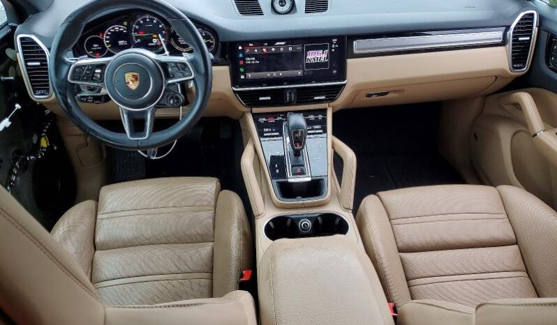 
								2022 Porsche Cayenne full									