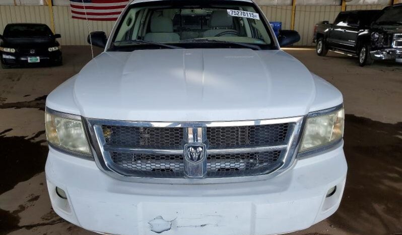 
								2008 Dodge Dakota full									