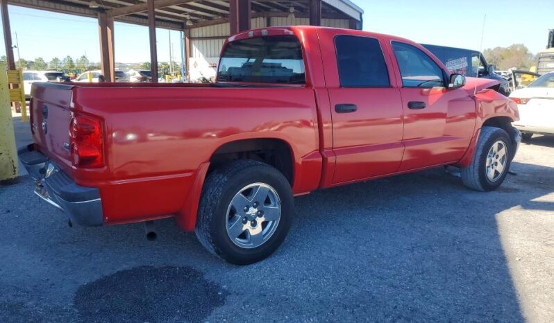 
								2005 Dodge Dakota full									