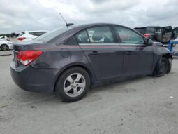 
										2015 Chevrolet Cruze full									