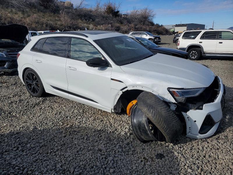 2022 Audi E-tron