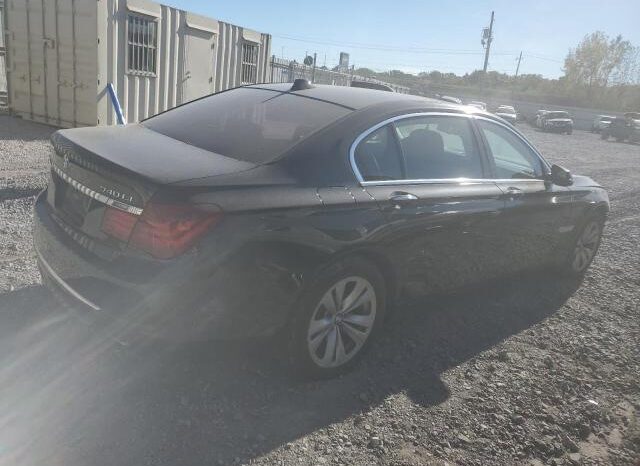 
								2015 BMW 7 series full									