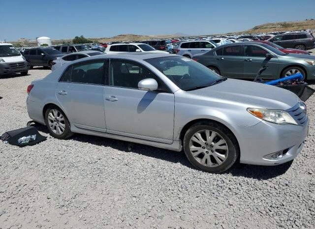 
								2012 Toyota Avalon full									