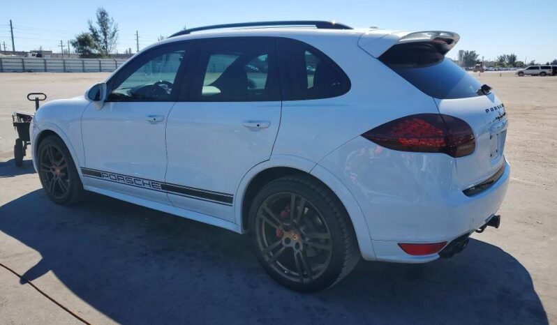 
								2014 Porsche Cayenne full									