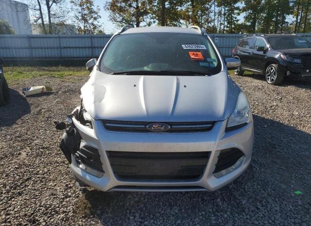 
								2015 Ford Escape tit full									