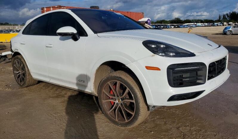 
								2023 Porsche Cayenne full									