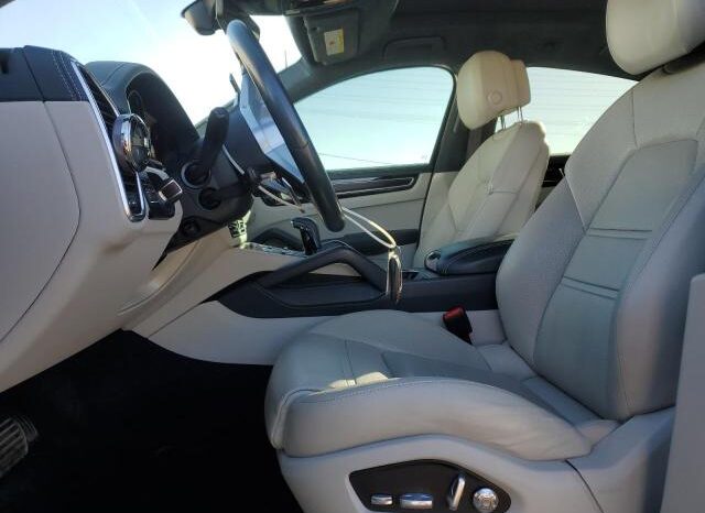 
								2021 Porsche Cayenne full									