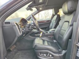 
										2019 Porsche Cayenne full									