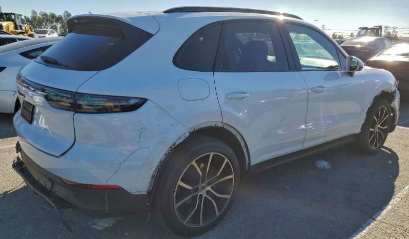 
								2022 Porsche Cayenne full									