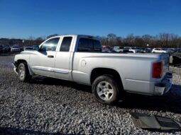 
										2005 Dodge Dakota full									