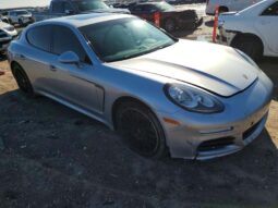 
										2016 Porsche Panamera full									
