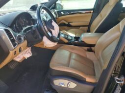 
										2016 Porsche Cayenne full									