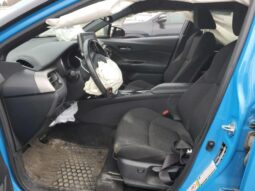 
										2019 Toyota C-hr full									