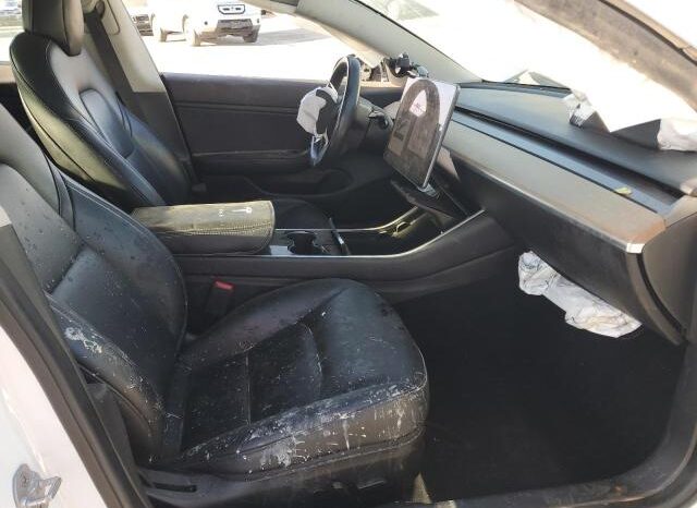 
								2019 Tesla Model 3 full									