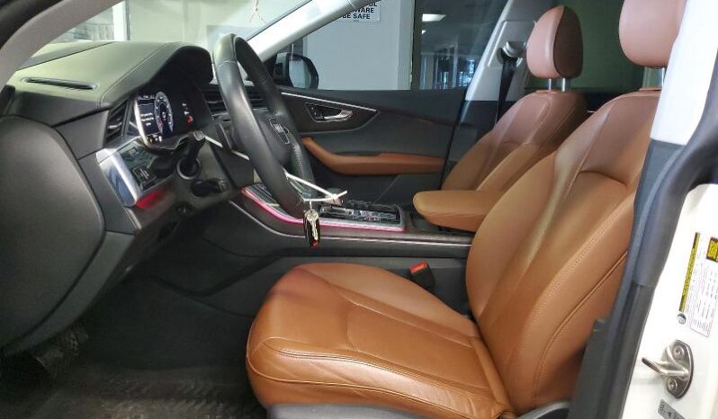 
								2019 Audi Q8 full									
