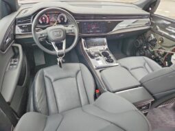 
										2021 Audi Q8 full									