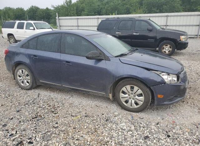 
								2013 Chevrolet Cruze ls full									