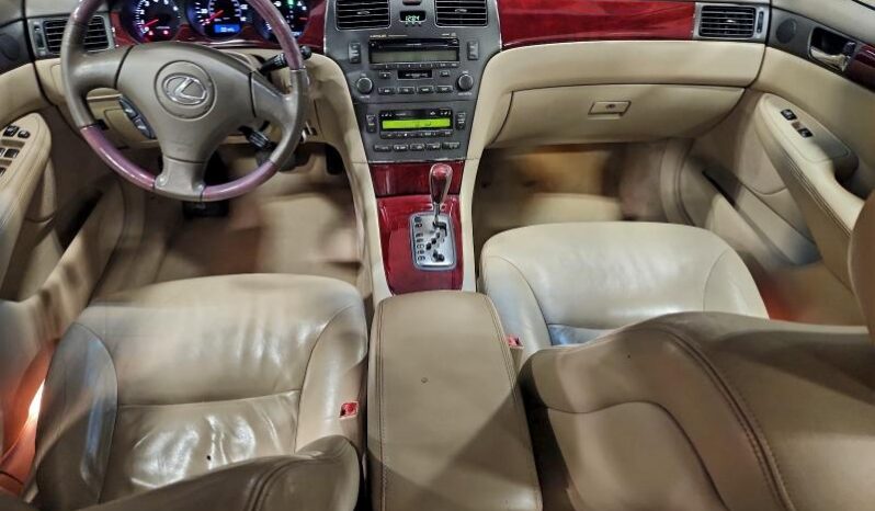 
								2002 Lexus Es 300 full									