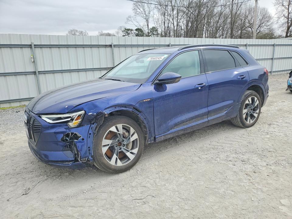 2022 Audi E-tron