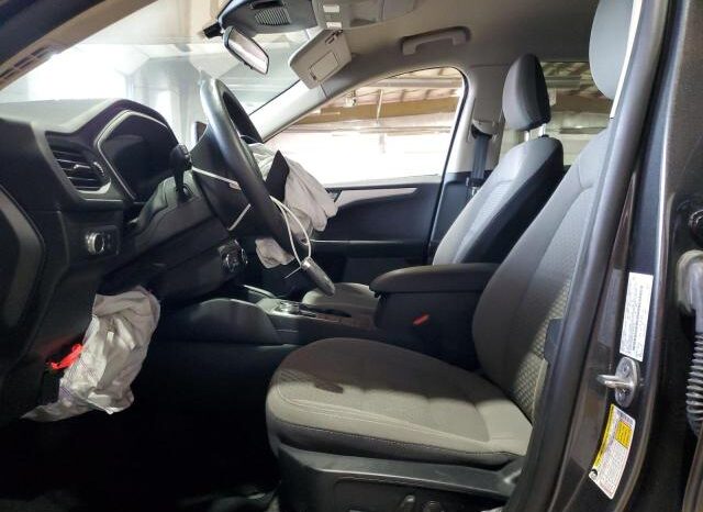 
								2020 Ford Escape se full									