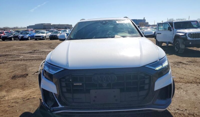 
								2019 Audi Q8 full									