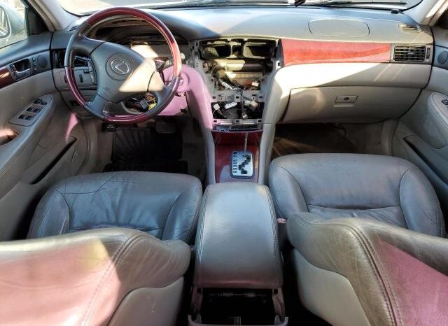 
								2002 Lexus Es 300 full									