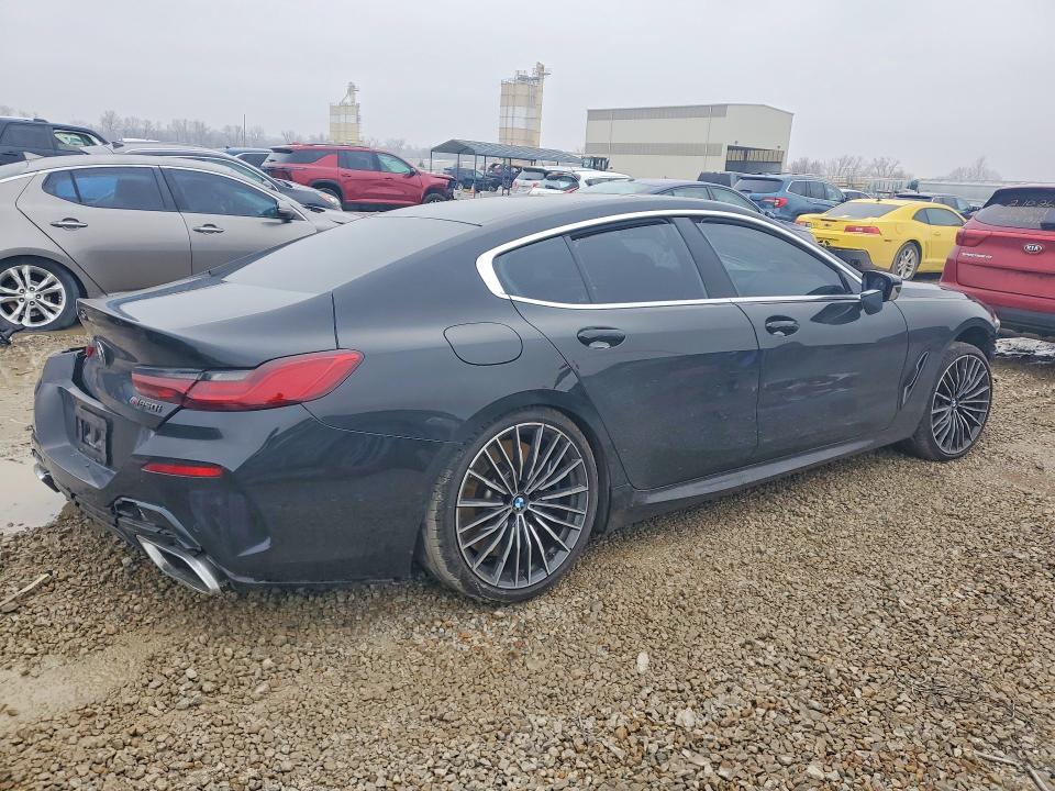 2020 BMW M8