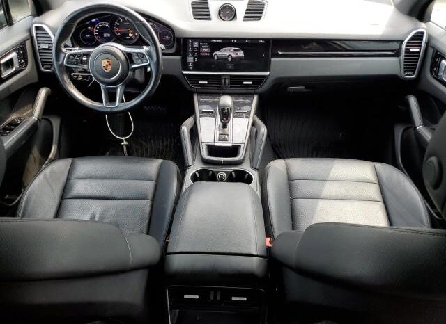 
								2020 Porsche Cayenne full									