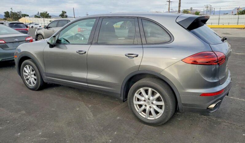 
								2016 Porsche Cayenne full									