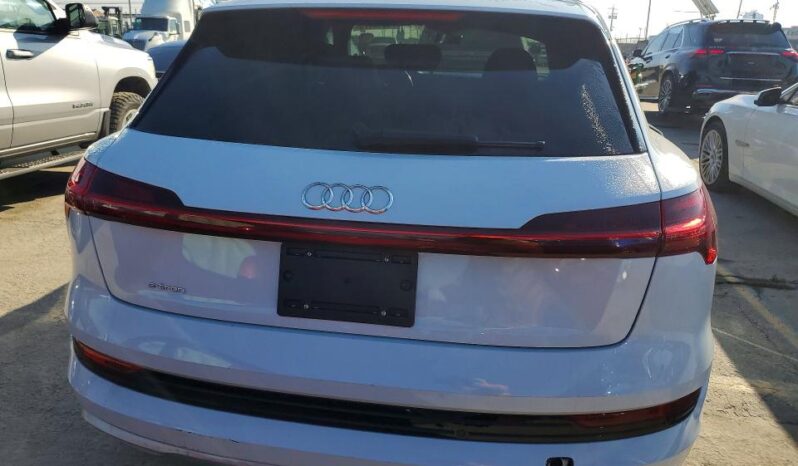 
								2019 Audi E-tron full									