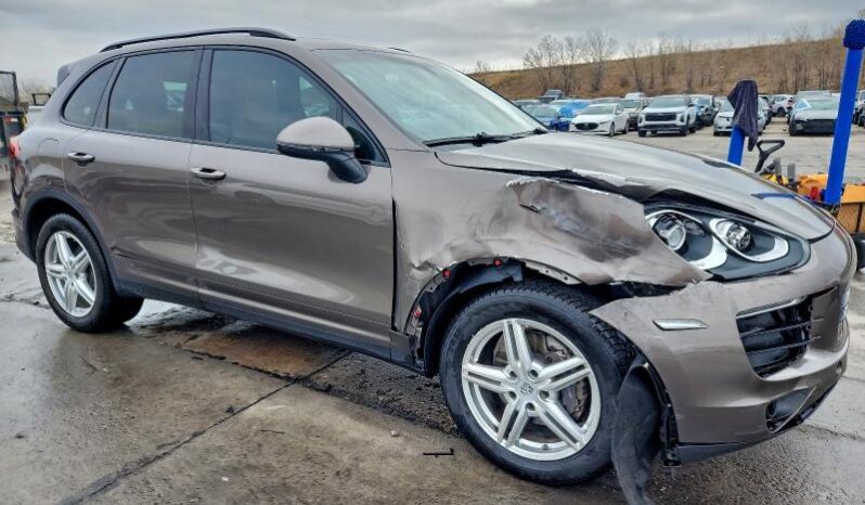
								2016 Porsche Cayenne full									
